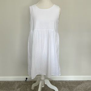 Bright White Dress 🤍